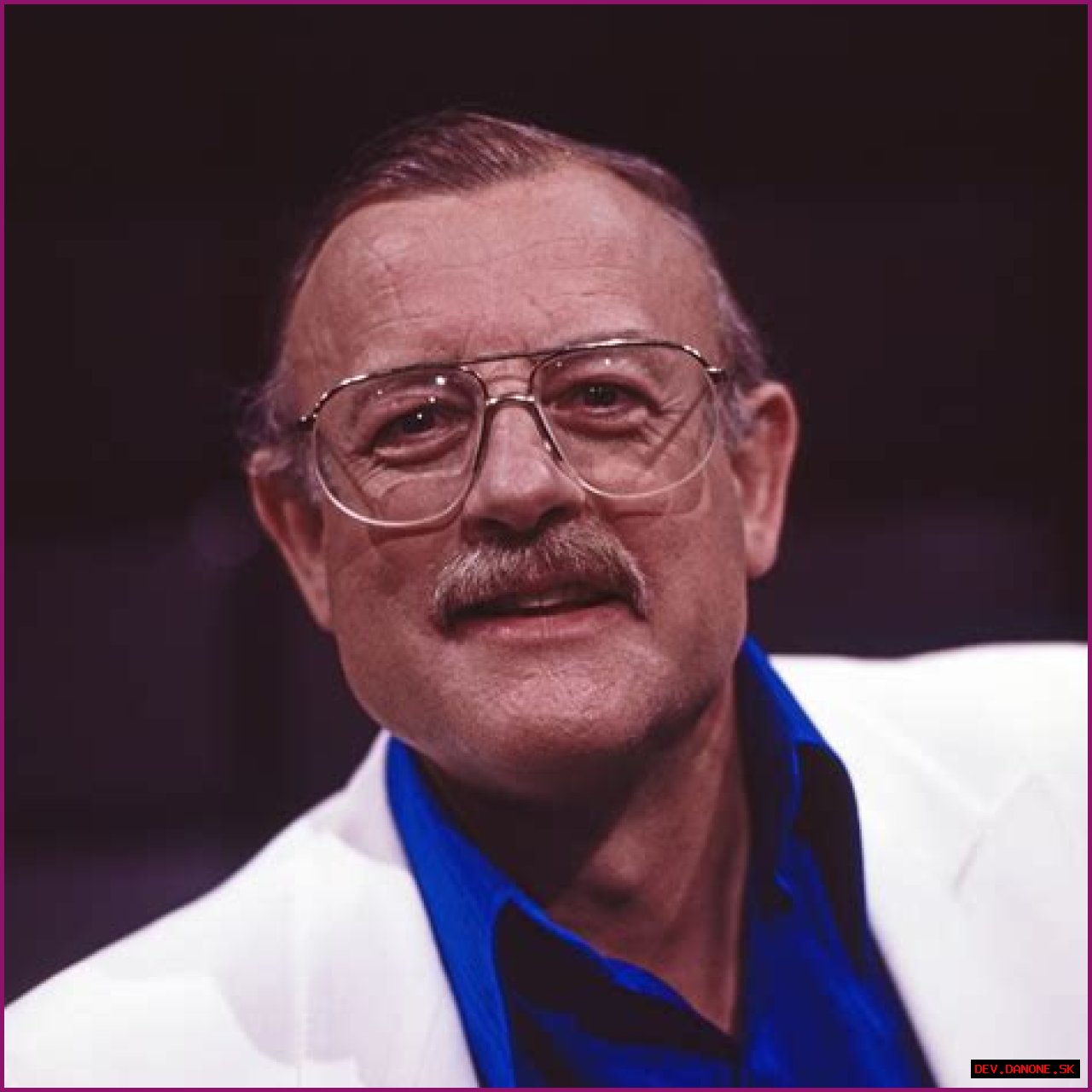 Is Roger Whittaker Alive? Unraveling The Facts